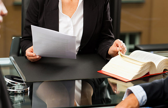 Avocate &agrave; B&eacute;ziers